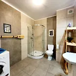 شقة Apartament Mewa 33 & Parking